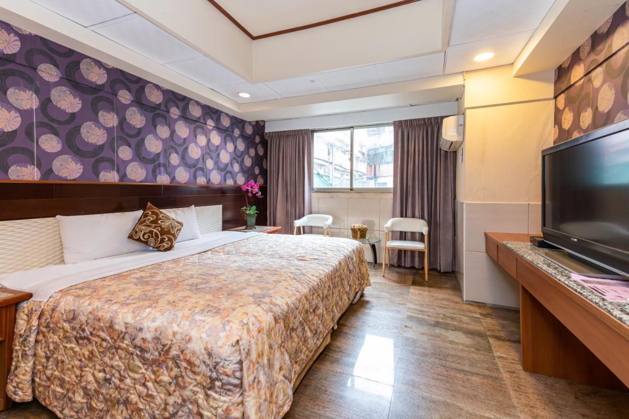 Yi Pin Business Hotel Taoyuan Esterno foto