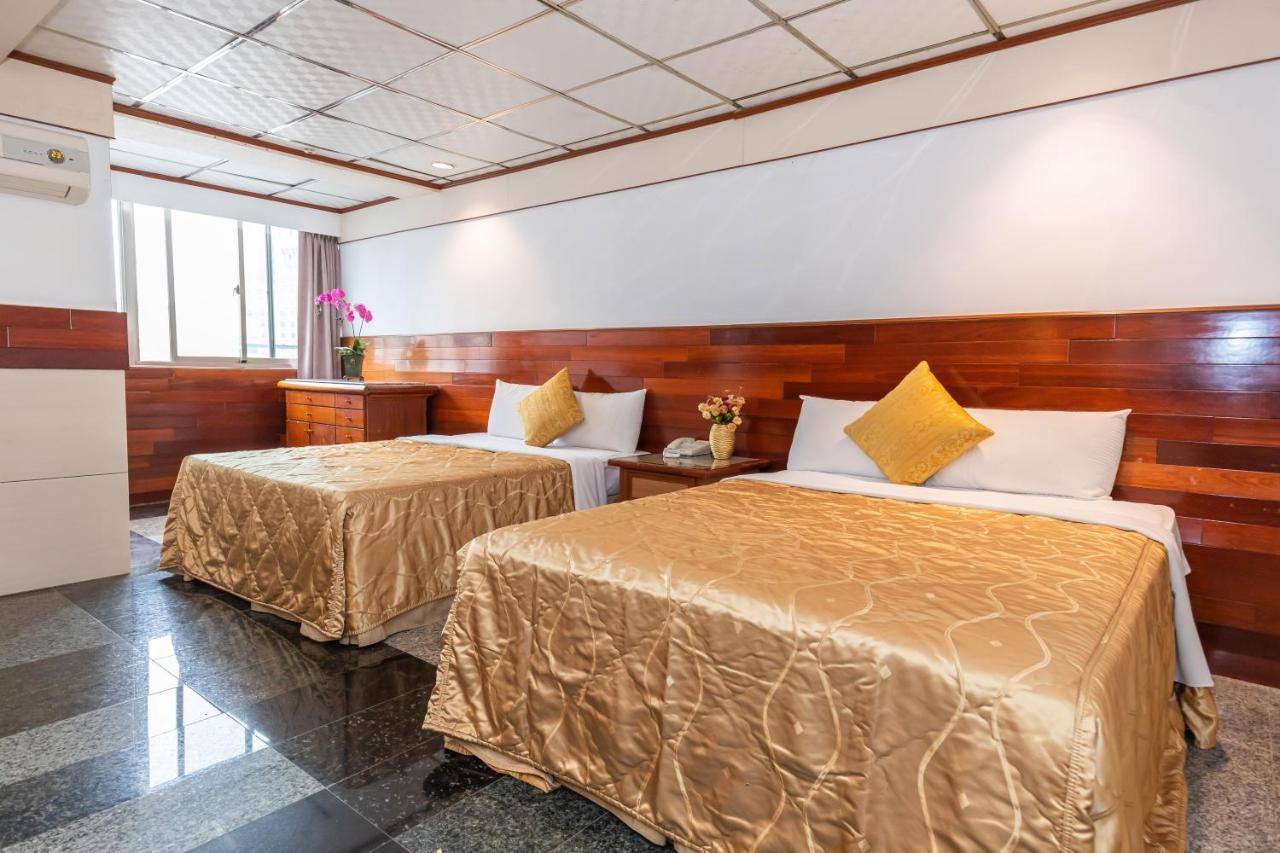 Yi Pin Business Hotel Taoyuan Esterno foto