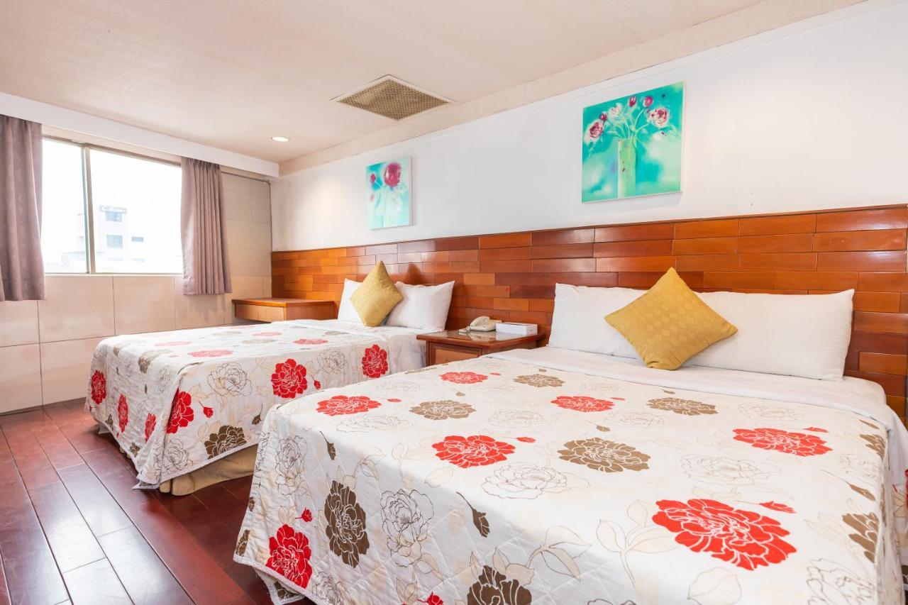 Yi Pin Business Hotel Taoyuan Esterno foto